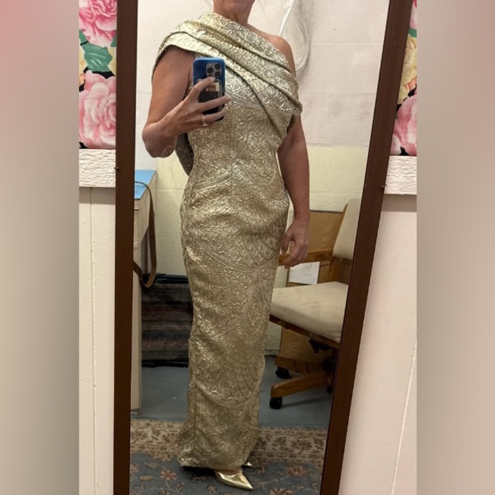 NWOT Frascara formal gown; unworn; altered to Size 8; Gold color